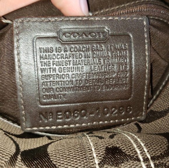 Coach mini purse & wallet. - Picture 4 of 8